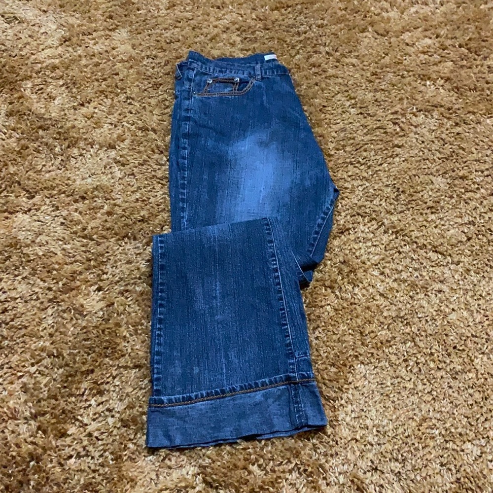 Apollo Jeans